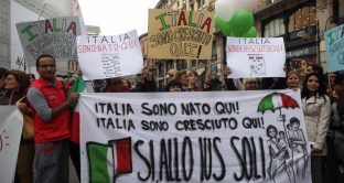 Cittadinanza automatica agli immigrati non sarebbe un bene per le casse dell’Italia