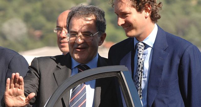 Il gruppo italo americano ha ricevuto dure critiche da Romano Prodi. L'ex Presidente del Consiglio non vede di buon occhi la cessione di Magneti Marelli