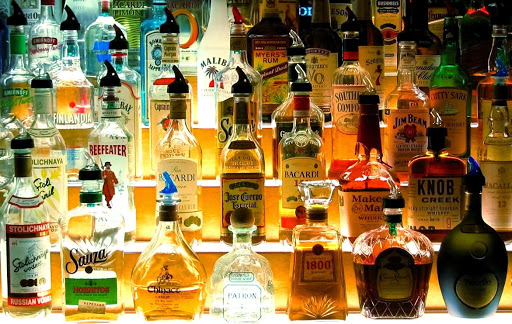 Attenzione: questi sono i 12 liquori più forti del mondo