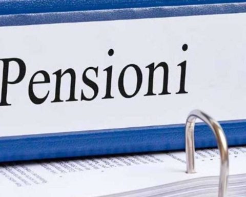 Pensioni 2025 con opzione donna, ecco come funziona e chi può andarci senza particolari vincoli con la vecchia versione.