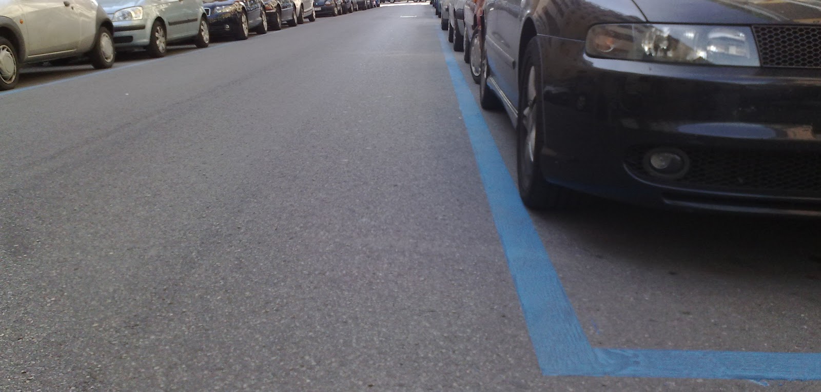 Novità in arrivo per il parcheggio su strisce blu, tariffe da 18 euro ad ora, ecco dove e perché