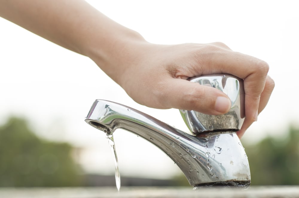 acqua calda costo zero