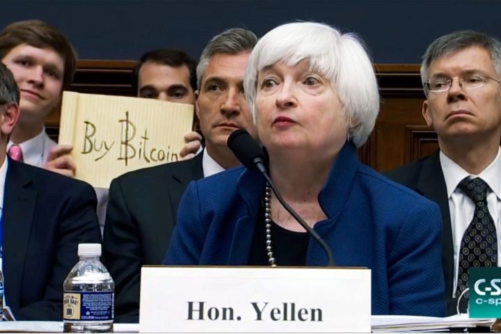 Bitcoin ai minimi dall'11 gennaio dopo Yellen