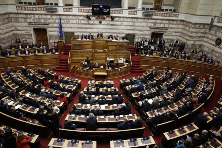 Nuovo bond della Grecia a 5 anni in arrivo