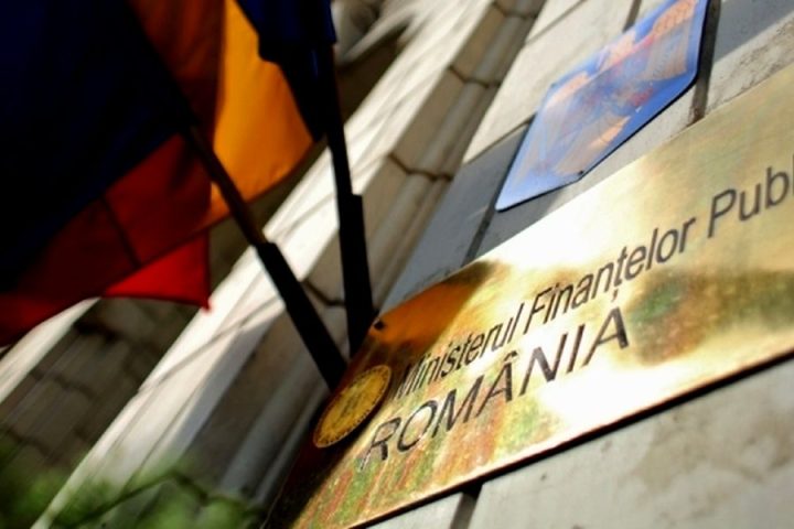 Bond Romania giu e rendimenti su