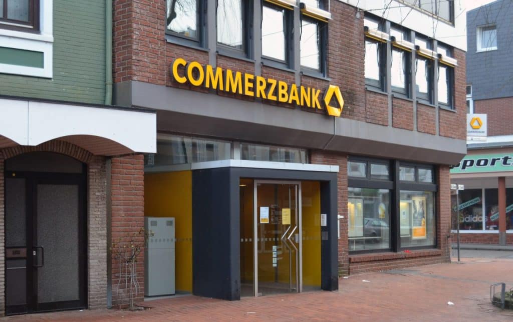 Commerzbank emette bond AT1 in dollari