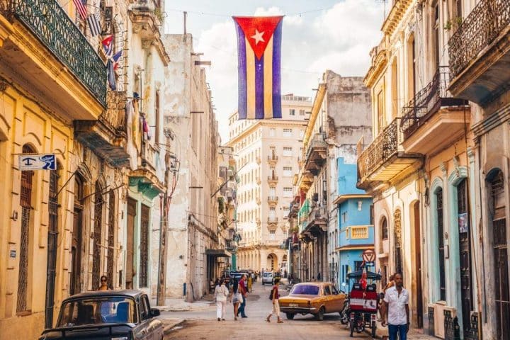 Turisti di nuovo a Cuba