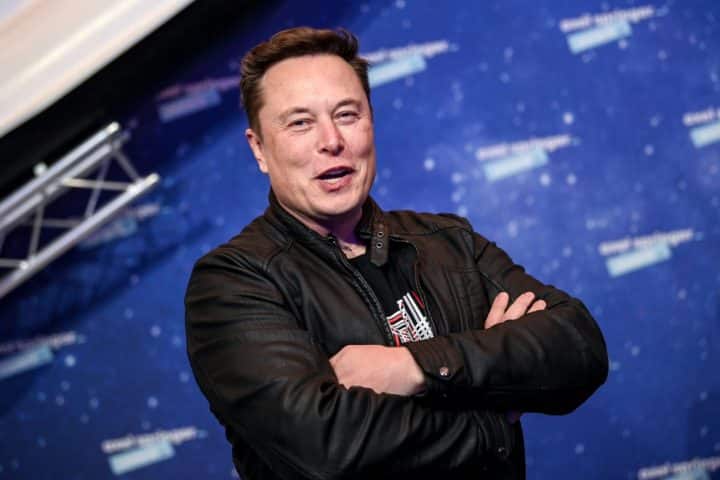 Elon Musk scopre che i Bitcoin non sono eco-friendly e li fa crollare