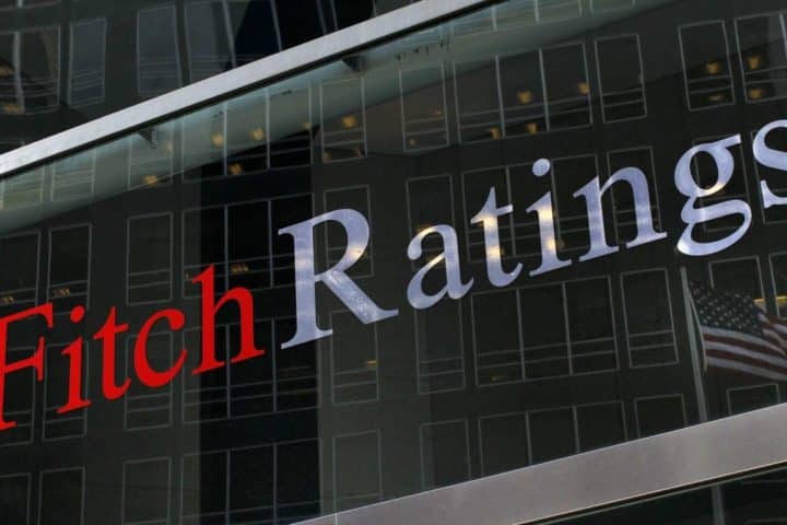 Fitch "salva" titoli di stato italiani