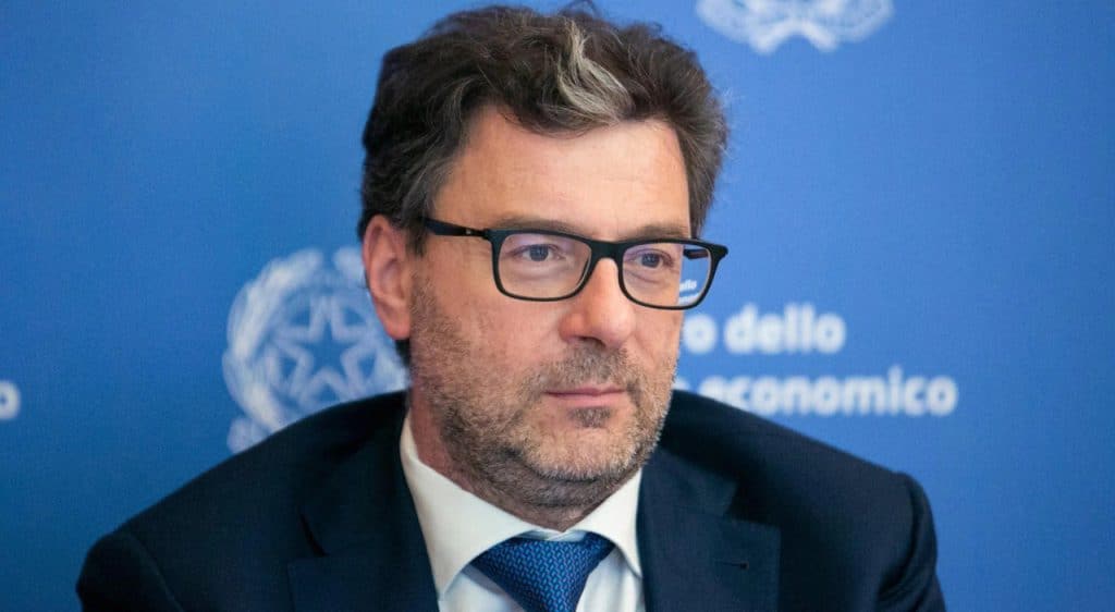 Giorgetti sui risparmi prende una cantonata