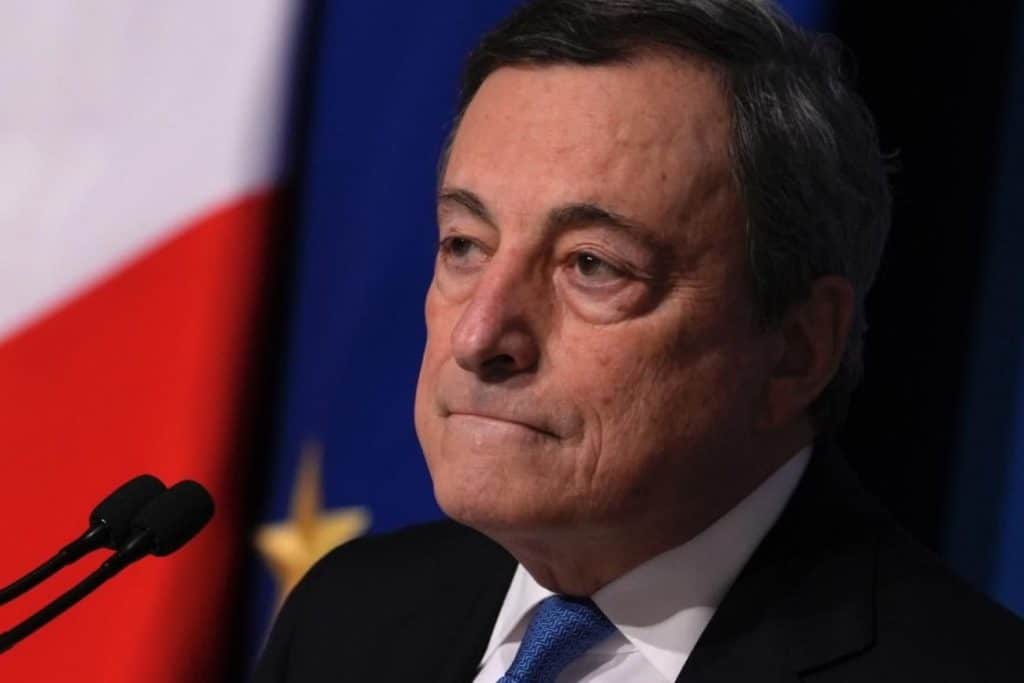 Draghi e la tentazione delle elezioni anticipate per paura della crisi del debito