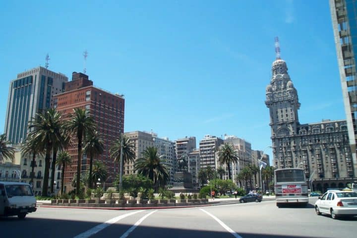 Green bond Uruguay