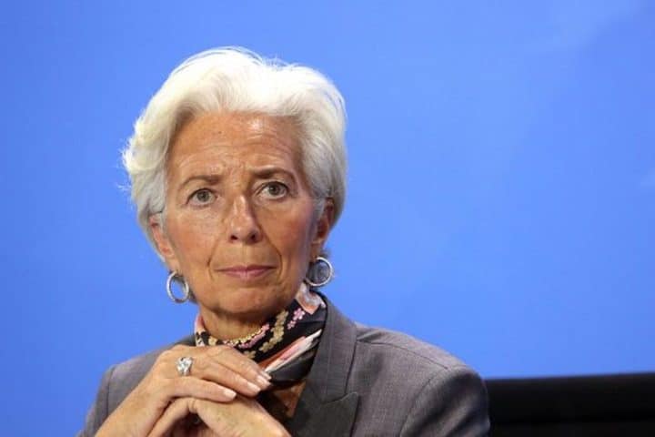 Tassi BCE su, Lagarde fa appello alle banche sui mutui