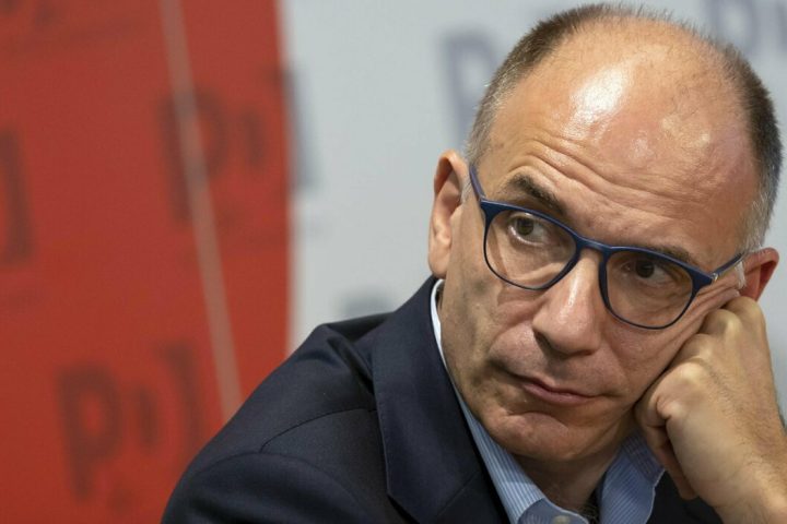 Enrico Letta rinnega il Jobs Act