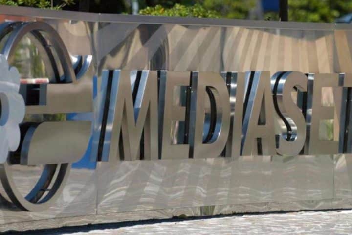 Azioni Mediaset in rialzo sull'accordo con Vivendi