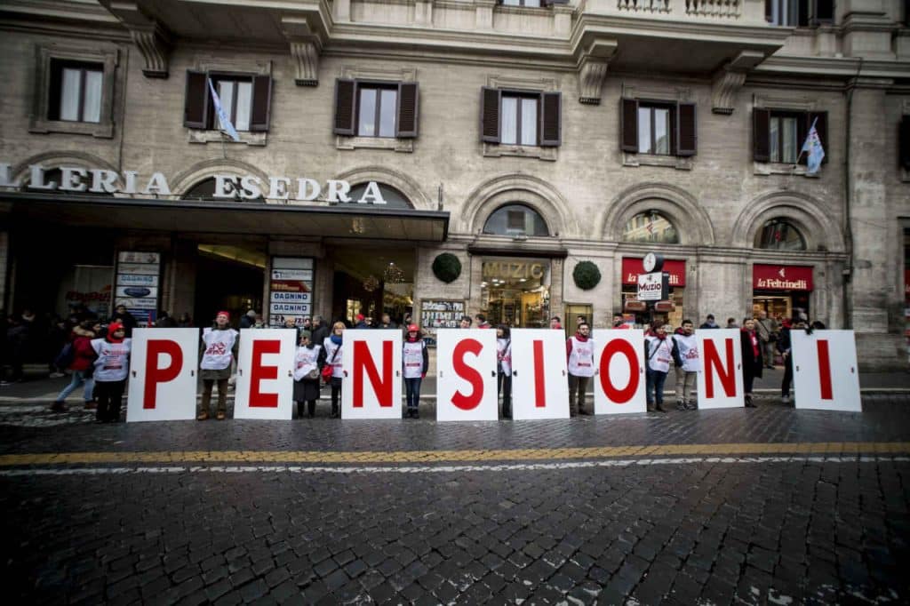 Nel 2025 la pensione dei nati nel 1961, ecco tutte le opzioni disponibili e i requisiti