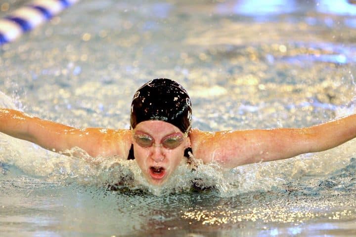 piscina gratis disabile