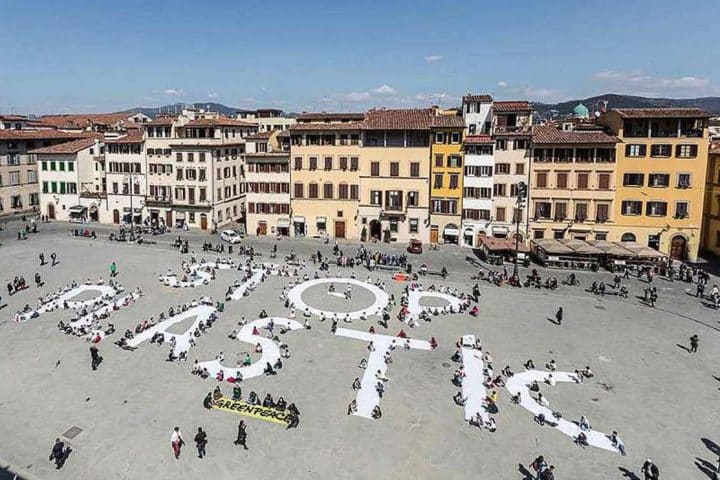 Bonus antiplastica, fino a 5 mila euro per chi rinuncia alla confezione