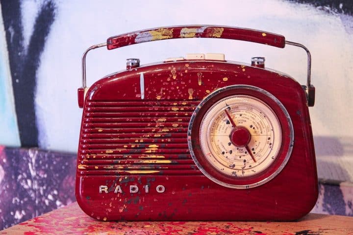 Canone RAI, si paga anche per il possesso della radio?