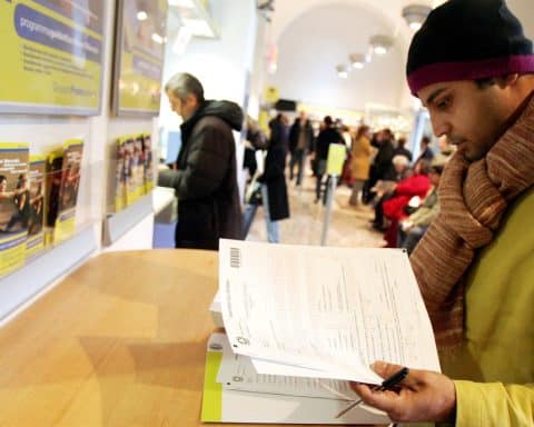 Pensione italiana a stranieri: quanto bisogna lavorare?