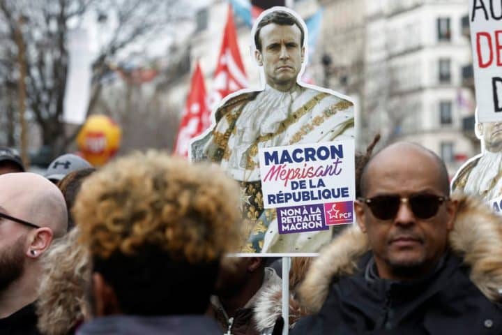 Francia contro riforma pensioni di Macron