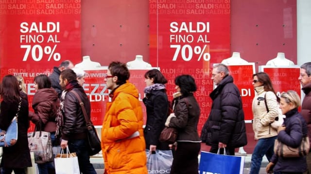 Saldi invernali al via con paletti e restrizioni: effetto Covid sugli affari