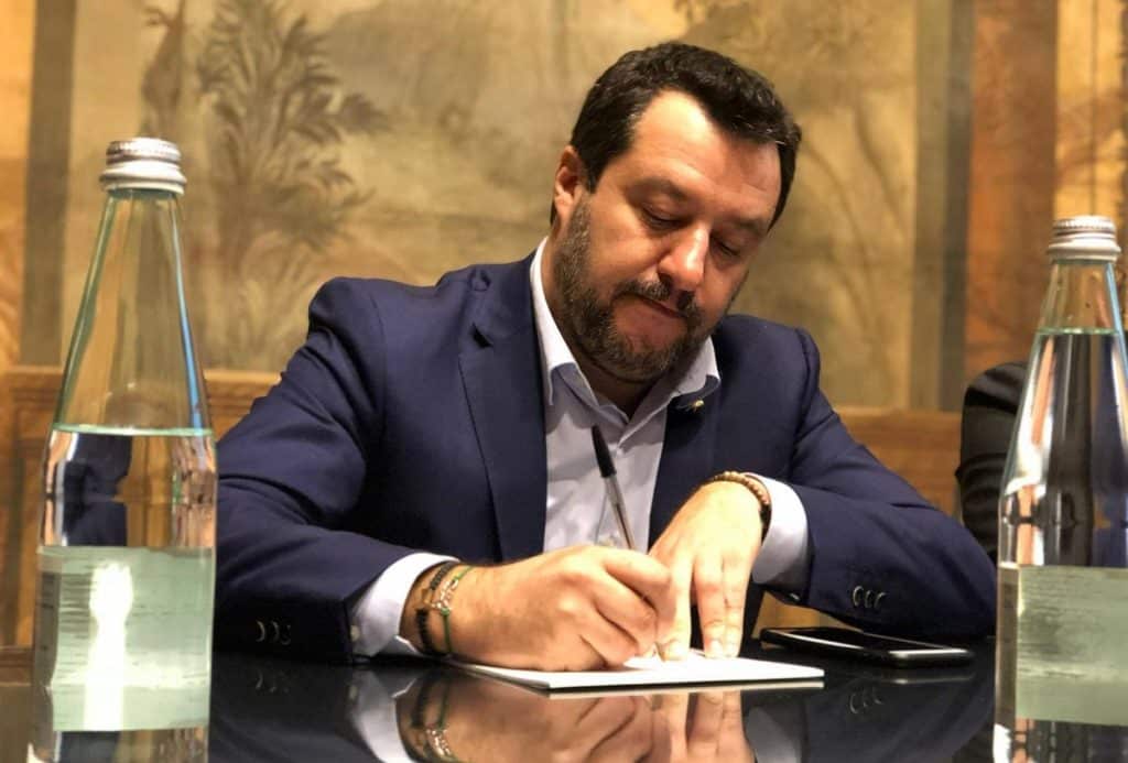 Salvini vuole più deficit