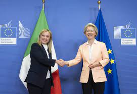 Segnale di Ursula von der Leyen a Giorgia Meloni