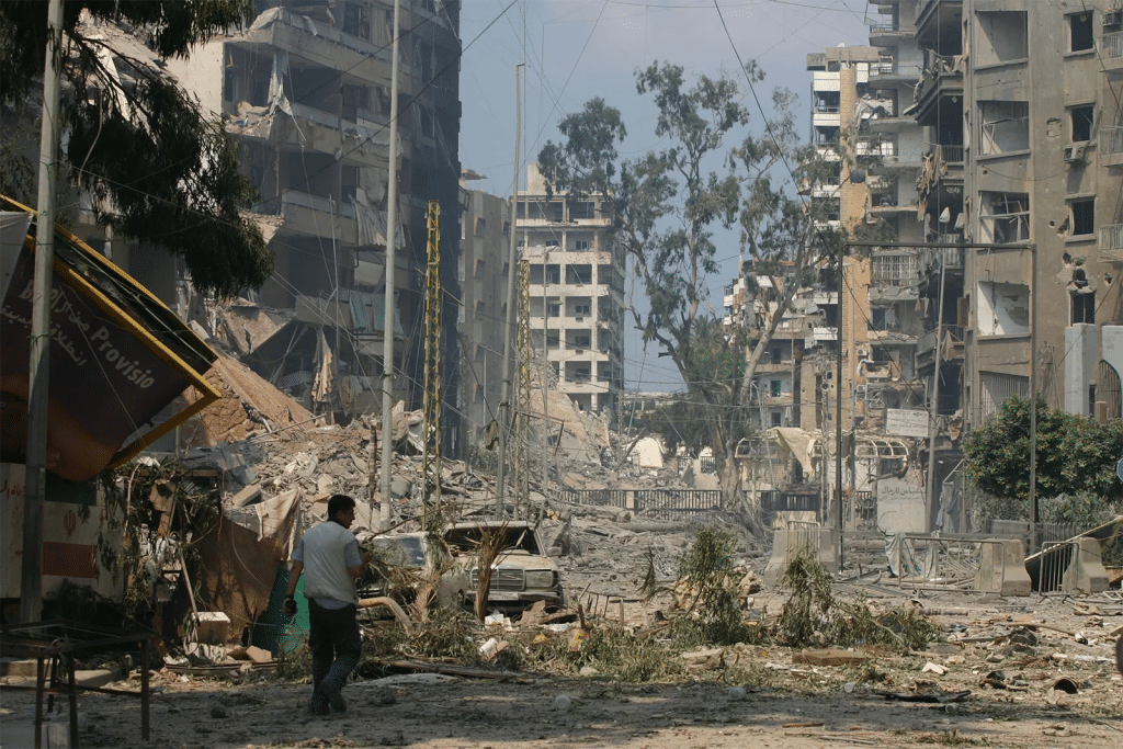 Guerra in Libano dopo anni di gravissima crisi economica