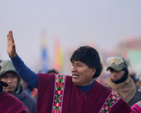 Rally dei bond boliviani sui guai giudiziari per Morales