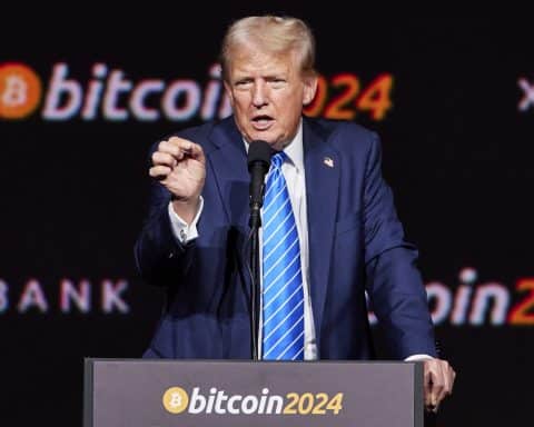 Riserva in Bitcoin di Trump per abbattere il debito americano