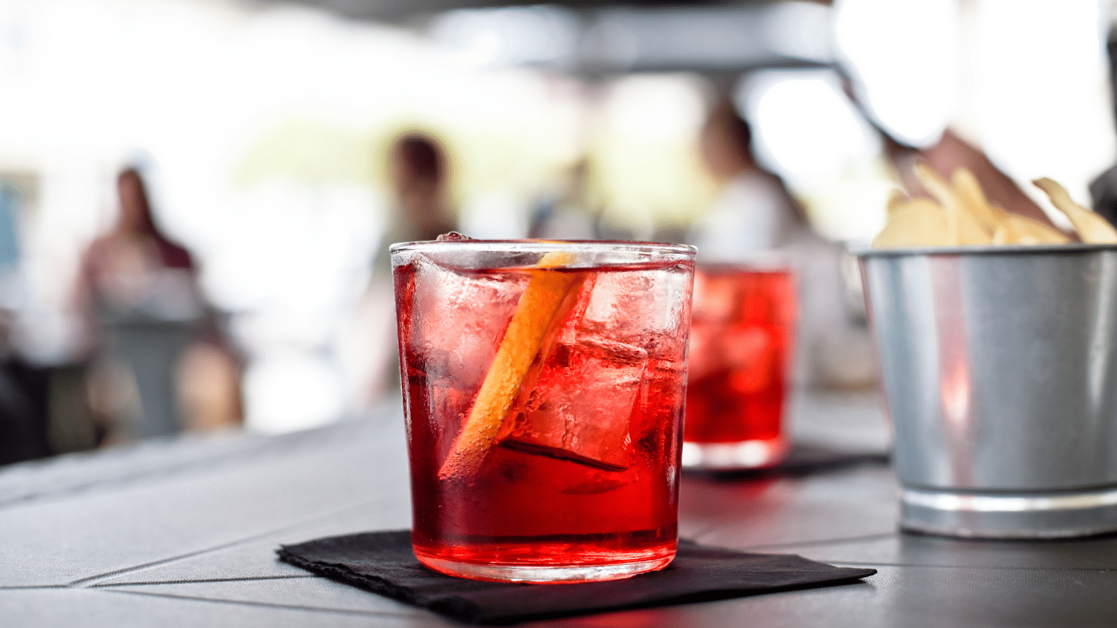 Anche Campari cambia CEO, ecco chi è Simon Hunt