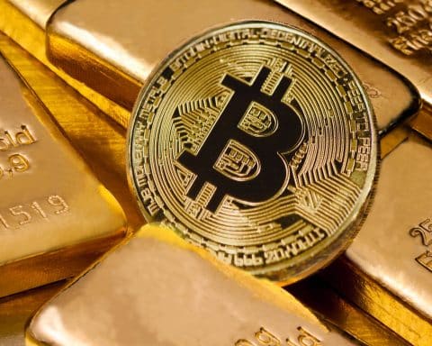 Nuovo record per Bitcoin contro l'oro con il boom delle quotazioni