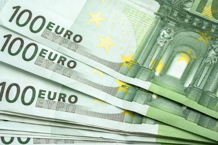 Euro in risalita senza dazi americani