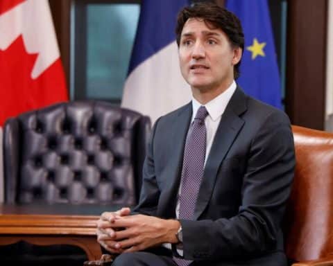 Il premier canadese Justin Trudeau si è dimesso